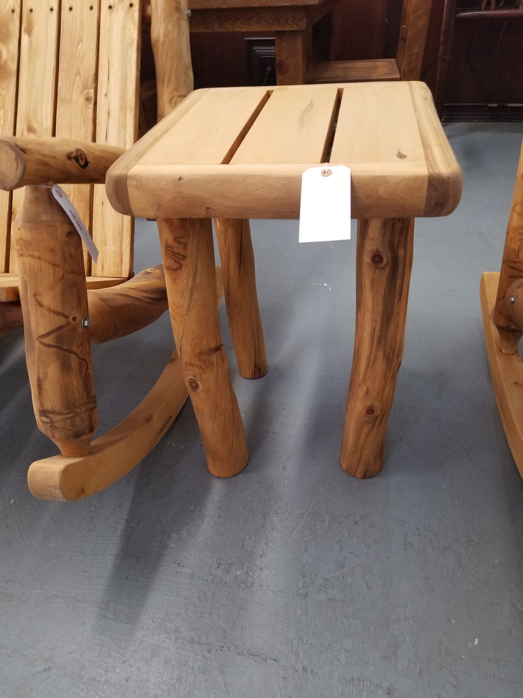 ASPEN LOG Outdoor End Table - Stock Item! SAVE 20%!
