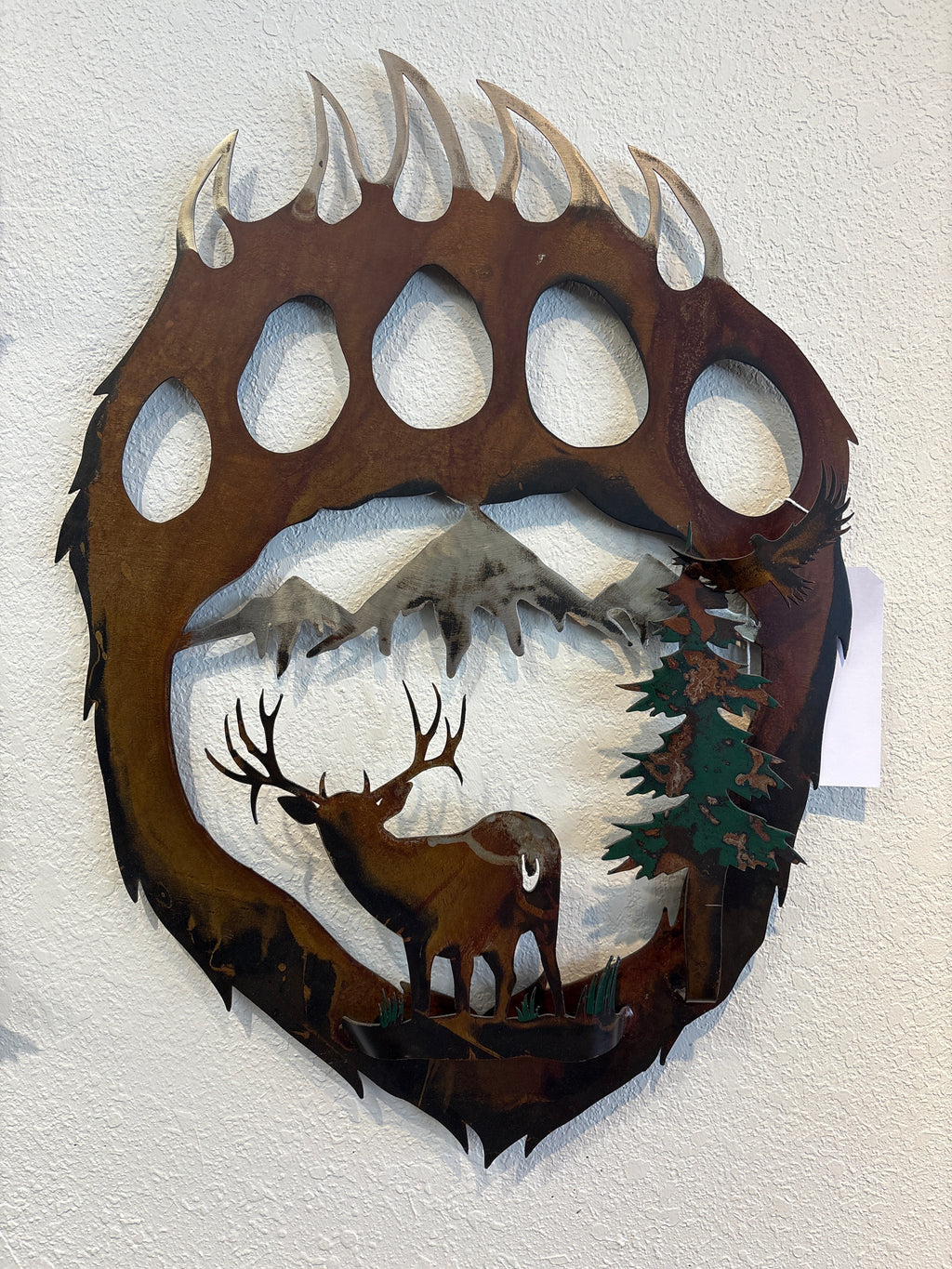 2’ Bear Paw with Scene