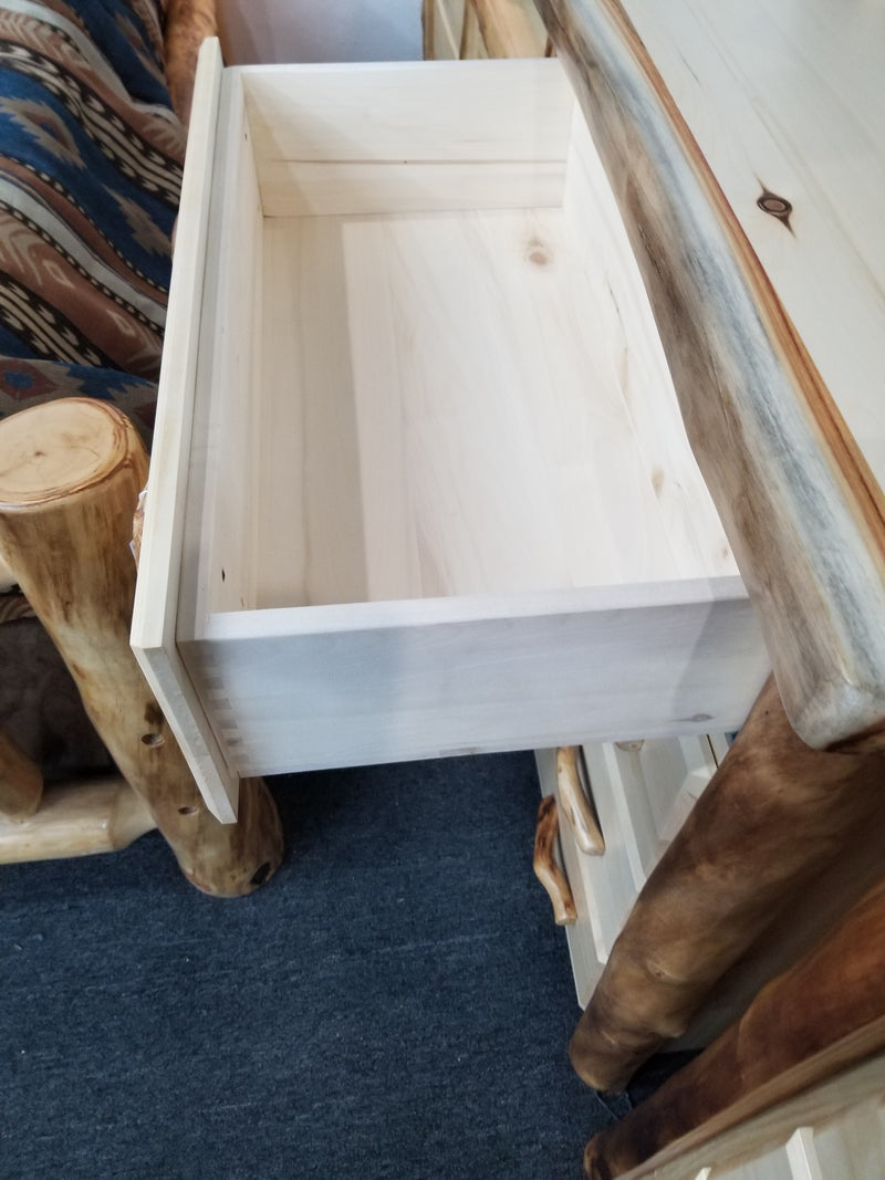 ASPEN LOG 4 DRAWER CHEST - STOCK ITEM! – Wades Furniture